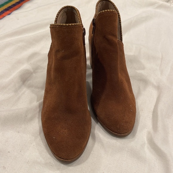 Lucky Brand Women’s Pincah Booties 6 Brown Leather Stacked 2” Heel Ankle Boots - Picture 5 of 9